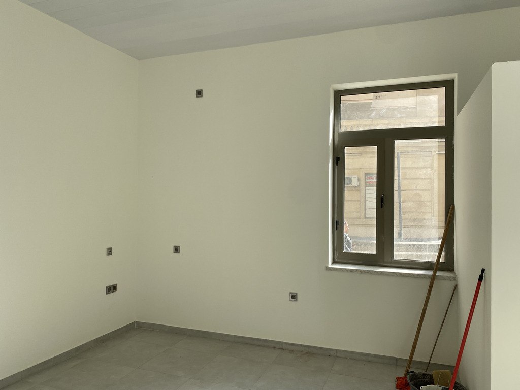 Satılır obyekt 30.6 m² — Əmlak, Bakı (2)