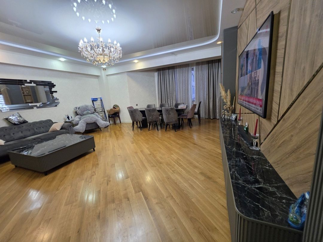 Satılır 3 otaqlı yeni tikili 175 m² — Mənzil, Bakı (6)