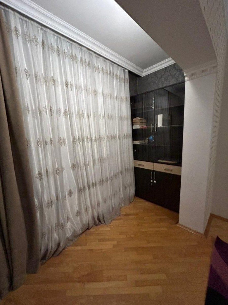 Satılır 4 otaqlı köhnə tikili 110 m² — Mənzil, Bakı (4)