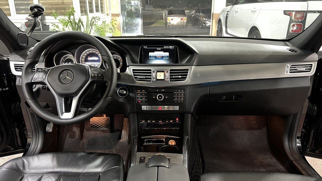 Mercedes E 250, 2.1 L, 2015 il, 280 000 km — Avtomobillər, Sumqayıt (2)
