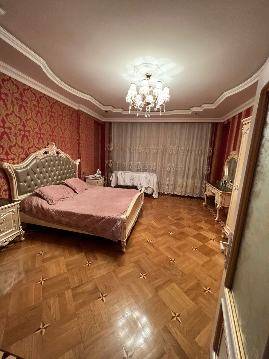 Satılır 4 otaqlı yeni tikili 160 m² — Mənzil, Bakı (2)