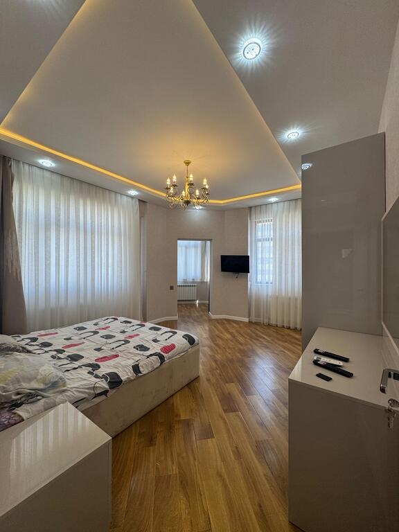 Satılır 3 otaqlı yeni tikili 136 m² — Mənzil, Bakı (9)