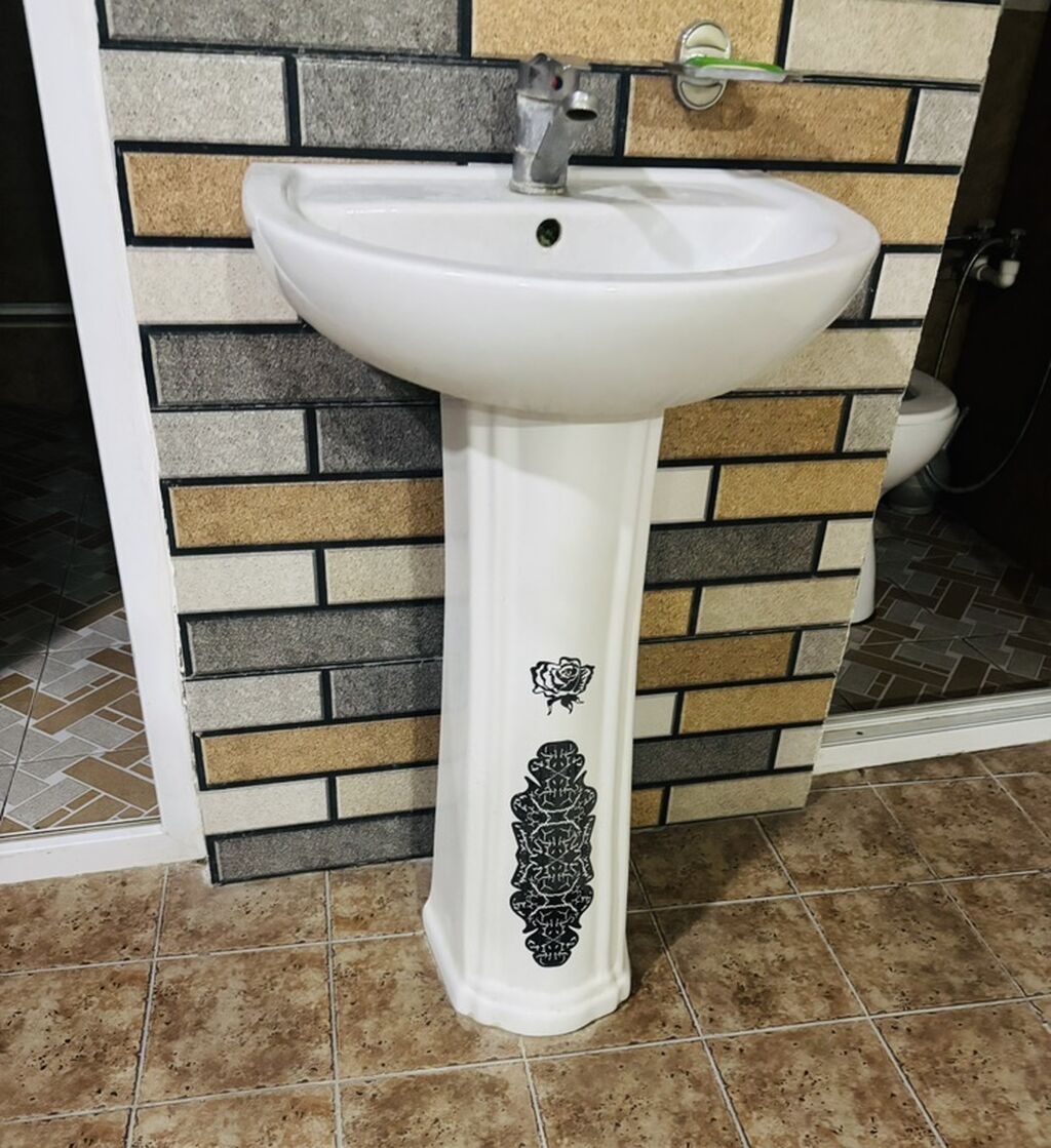 Piyada dayaq sütunlu hamam əlüzüyü (pedestal lavabo) - Material: ağ — Santexnika, Kürdəmir (3)