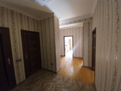 Satılır 3 otaqlı yeni tikili 98 m² — Bakı