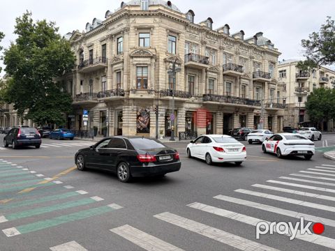 Satılır 1 otaqlı köhnə tikili 40 m²