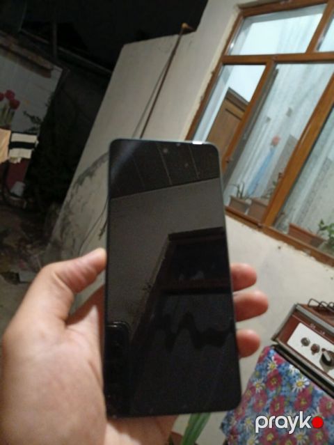 Oppo 5, 128 GB, rəng - Yaşıl, Simsiz şarj, Face ID — Gəncə