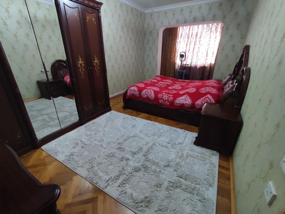 Satılır 4 otaqlı köhnə tikili 110 m² — Mənzil, Bakı (8)