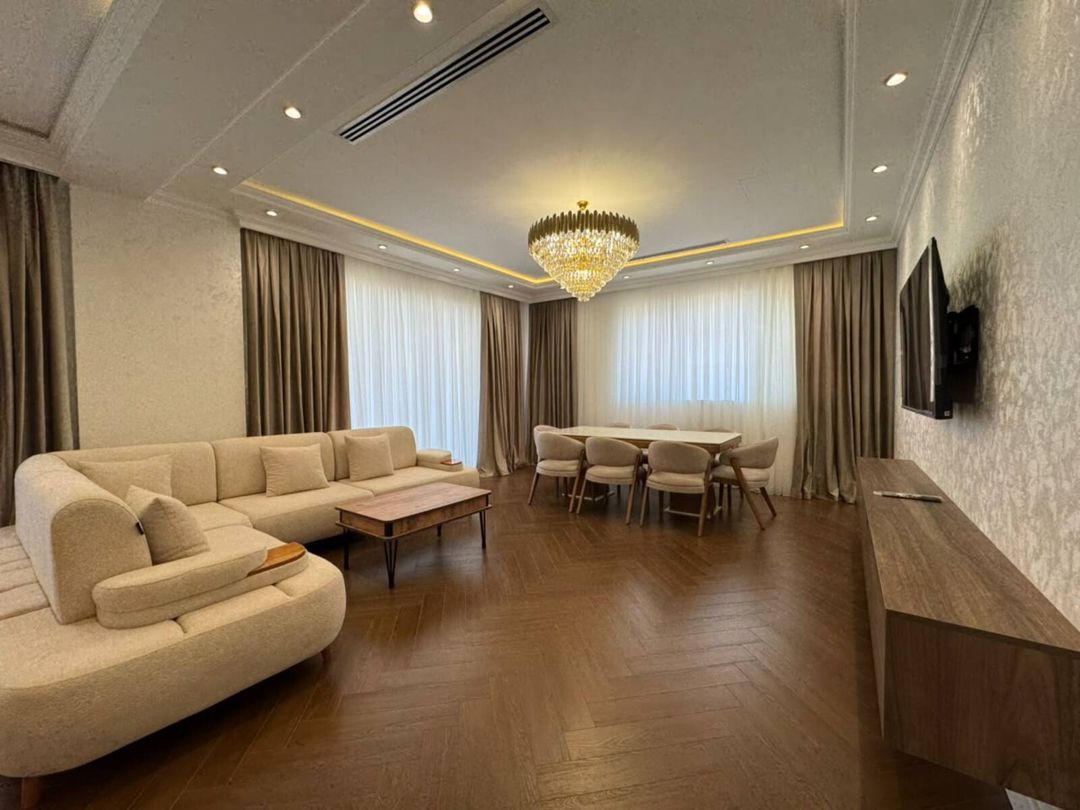 İcarəyə verilir 3 otaqlı yeni tikili 157 m² — Mənzil, Bakı (2)