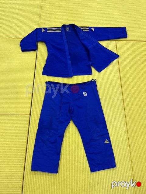 Adidas mavi judo gi (kimono) – üst və şalvar komplekti Əla vəzyəttədir — Bakı