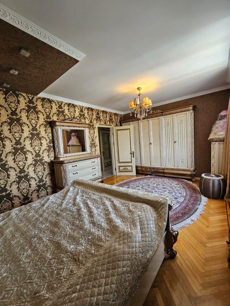 Satılır 4 otaqlı köhnə tikili 110 m² — Mənzil, Bakı (9)