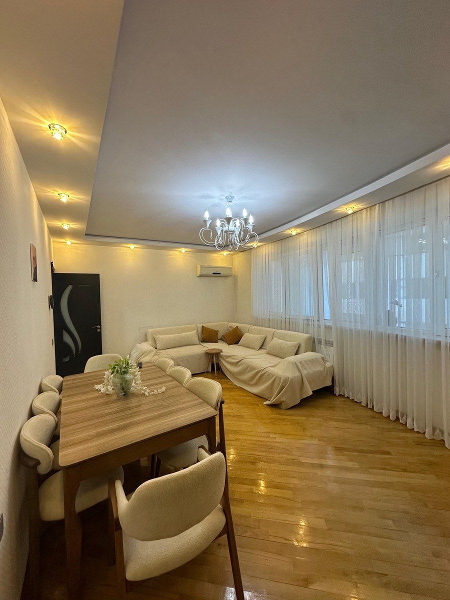 Satılır 4 otaqlı yeni tikili 134 m² — Mənzil, Bakı