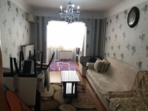 Satılır 2 otaqlı köhnə tikili 46 m² — Bakı