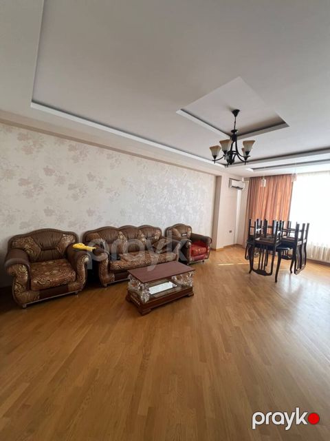 İcarəyə verilir 2 otaqlı yeni tikili 100 m²
