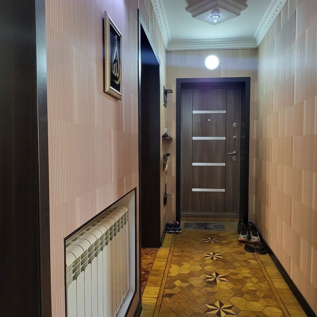 Satılır 4 otaqlı köhnə tikili 110 m² — Mənzil, Bakı (3)