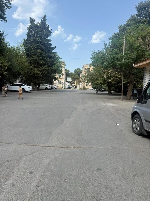 Satılır 3 otaqlı köhnə tikili 70 m² — Bakı