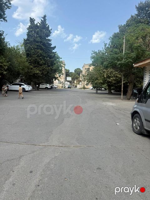 Satılır 3 otaqlı köhnə tikili 70 m²