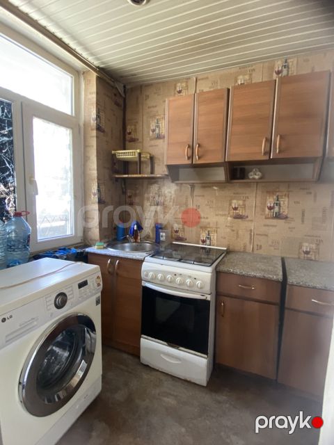 İcarəyə verilir 2 otaqlı köhnə tikili 40 m²