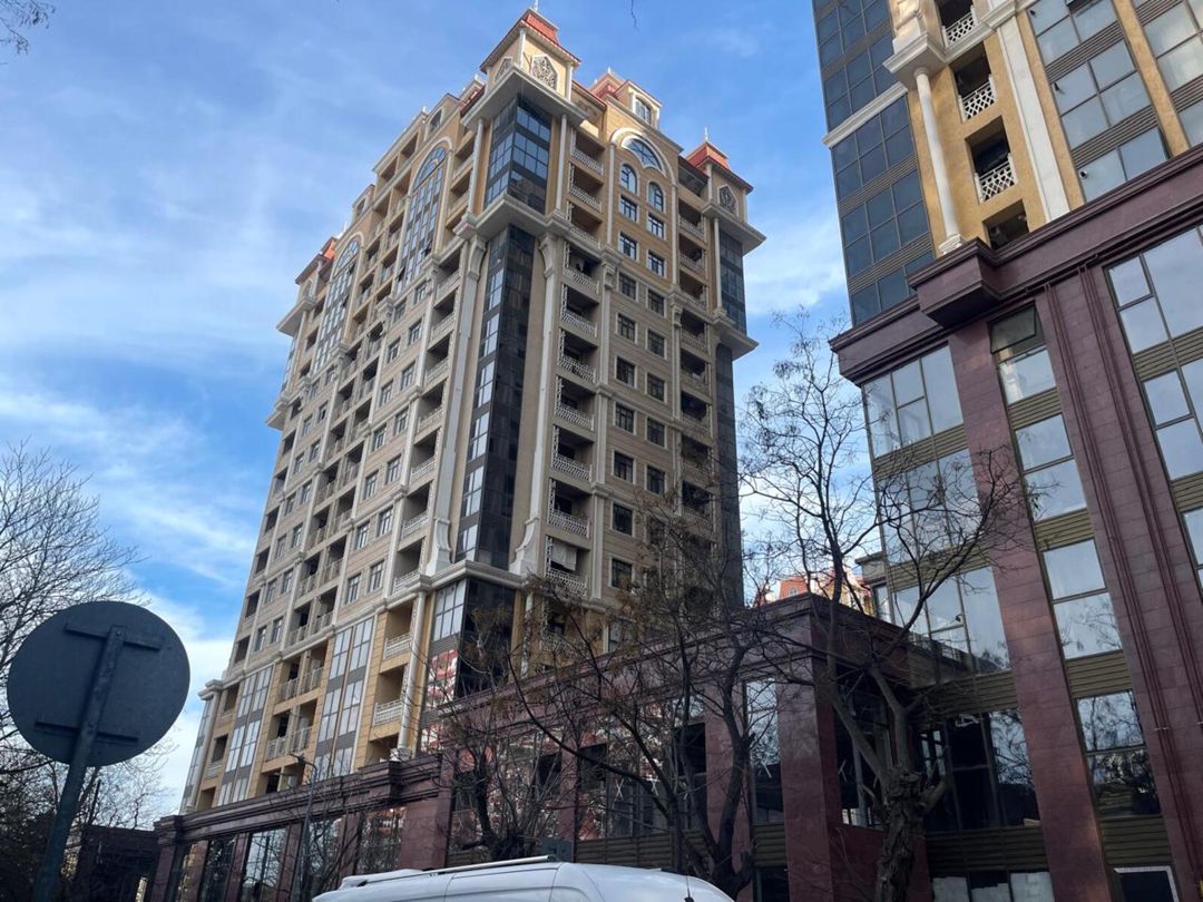 Satılır 3 otaqlı yeni tikili 122 m² — Mənzil, Bakı (2)
