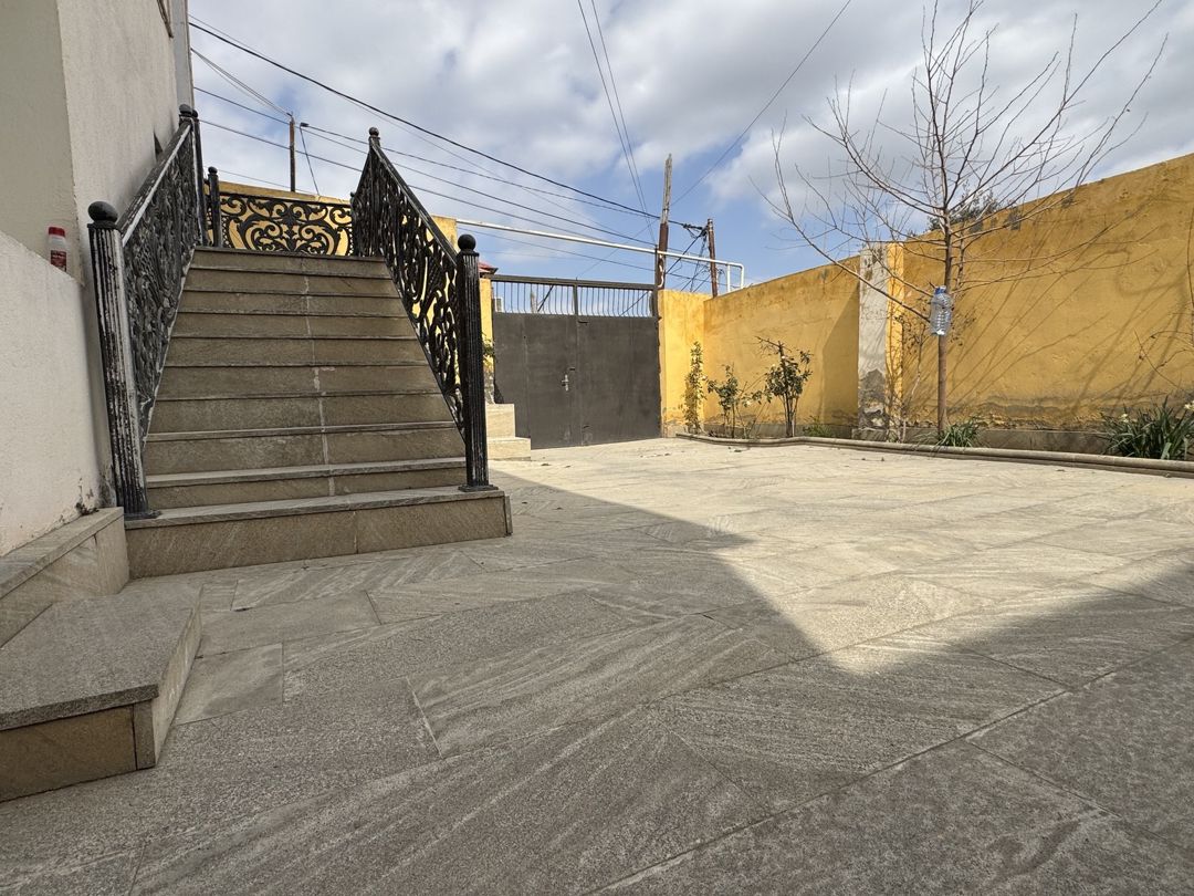 Satılır 4 otaqlı həyət evi/bağ evi 100 m² — Ev, villa, Bakı (3)