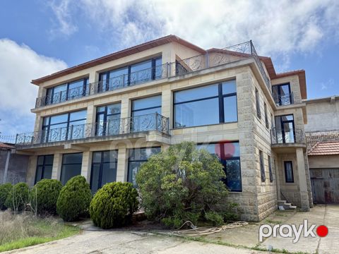 Satılır 9 otaqlı həyət evi/bağ evi 800 m²