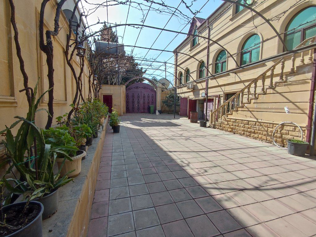 Satılır 6 otaqlı həyət evi/bağ evi 450 m² — Ev, villa, Bakı (3)