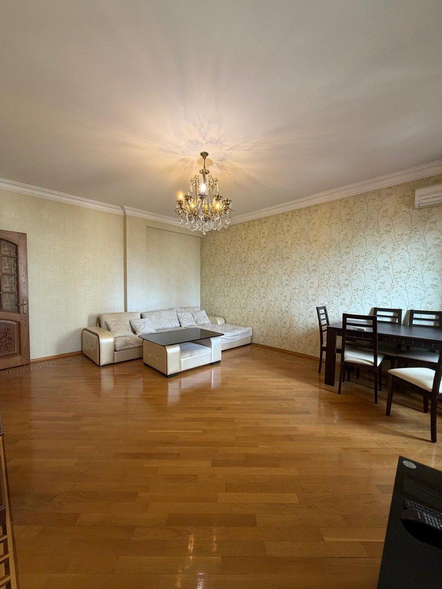 Satılır 3 otaqlı yeni tikili 145 m² — Mənzil, Bakı (2)