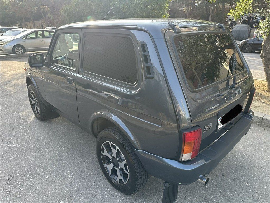 Lada (VAZ) Niva, 1.7 L, 2021 il, 68 000 km — Avtomobillər, Bakı (5)