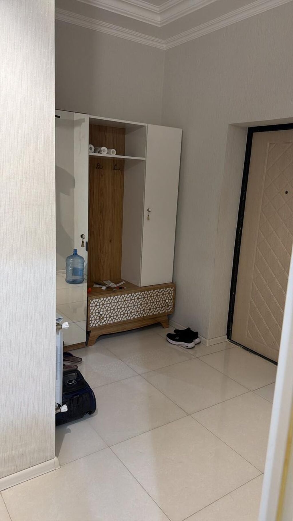 Ev 9mkr 85,65 nömrəli avtobusların dayanacağının düz qarşısındadır — Mebel, Bakı (4)