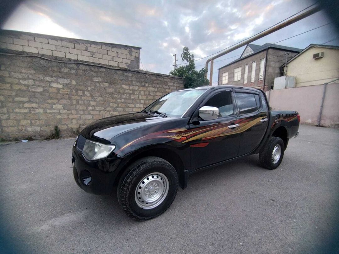 Mitsubishi L 200, 2010 il — Avtomobillər, Bakı (2)