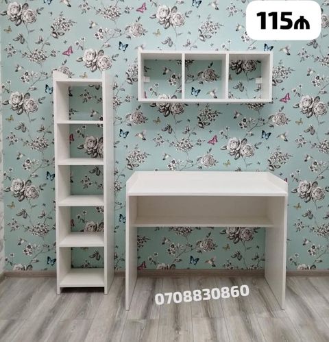 Ağ rəngli modul mebel dəsti: - İş masasının üst hissəsində açıq rəf — Mehdiabad