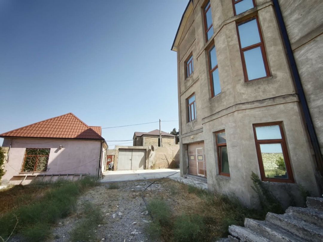 Satılır 6 otaqlı həyət evi/bağ evi 400 m² — Ev, villa, Bakı (3)