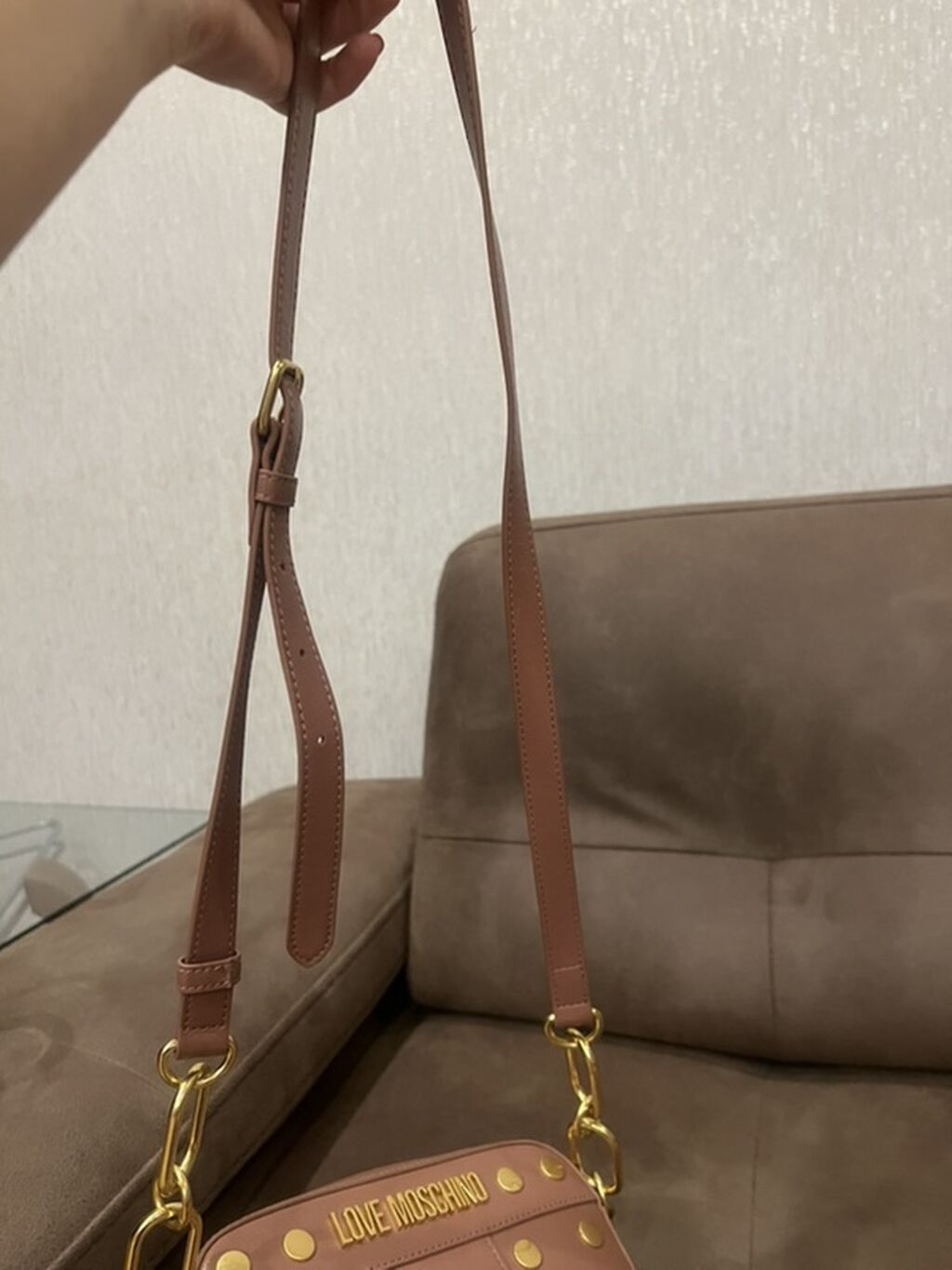 Deffekti var cekmisem sekili var son qiymetdi Love Moschino — Çantalar, Bakı (2)