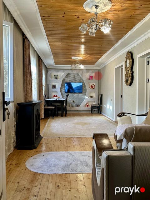 Satılır 3 otaqlı həyət evi/bağ evi 100 m²