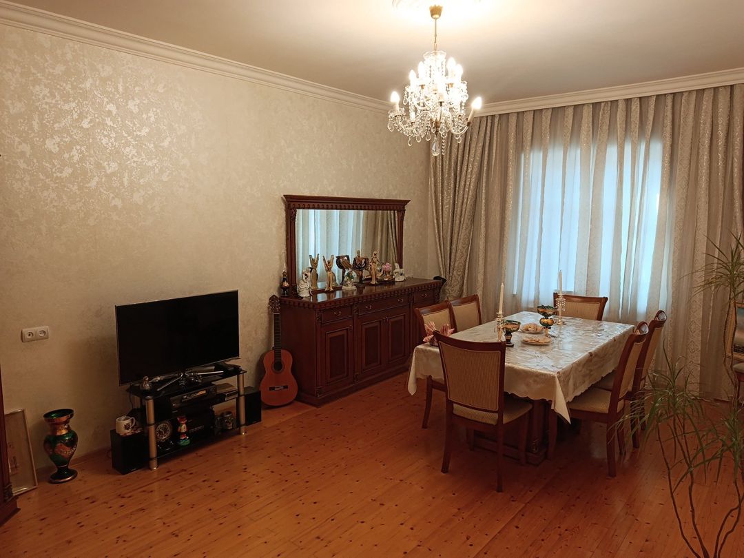Satılır 7 otaqlı həyət evi/bağ evi 250 m² — Ev, villa, Bakı (4)