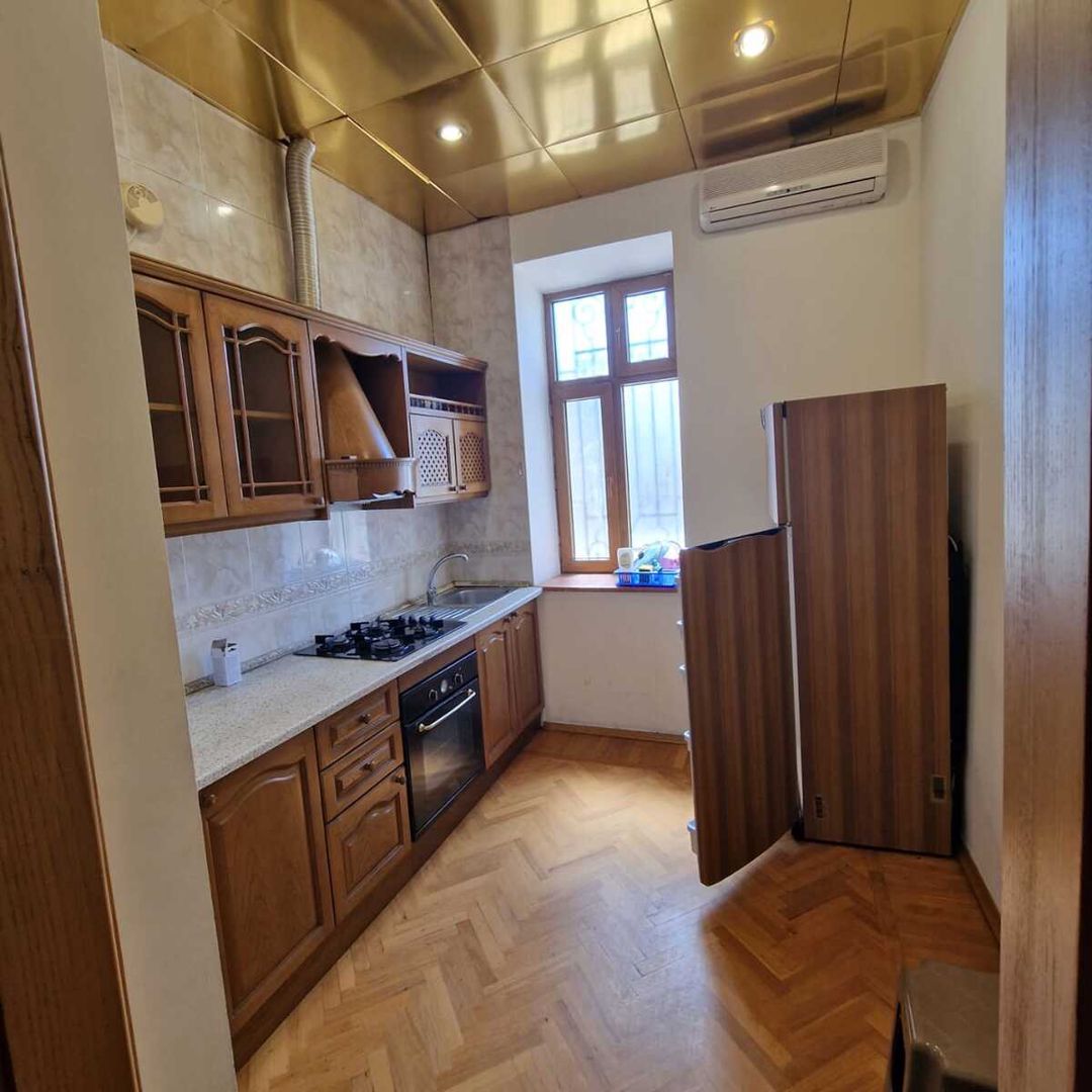 İcarəyə verilir 2 otaqlı köhnə tikili 75 m² — Mənzil, Bakı (6)