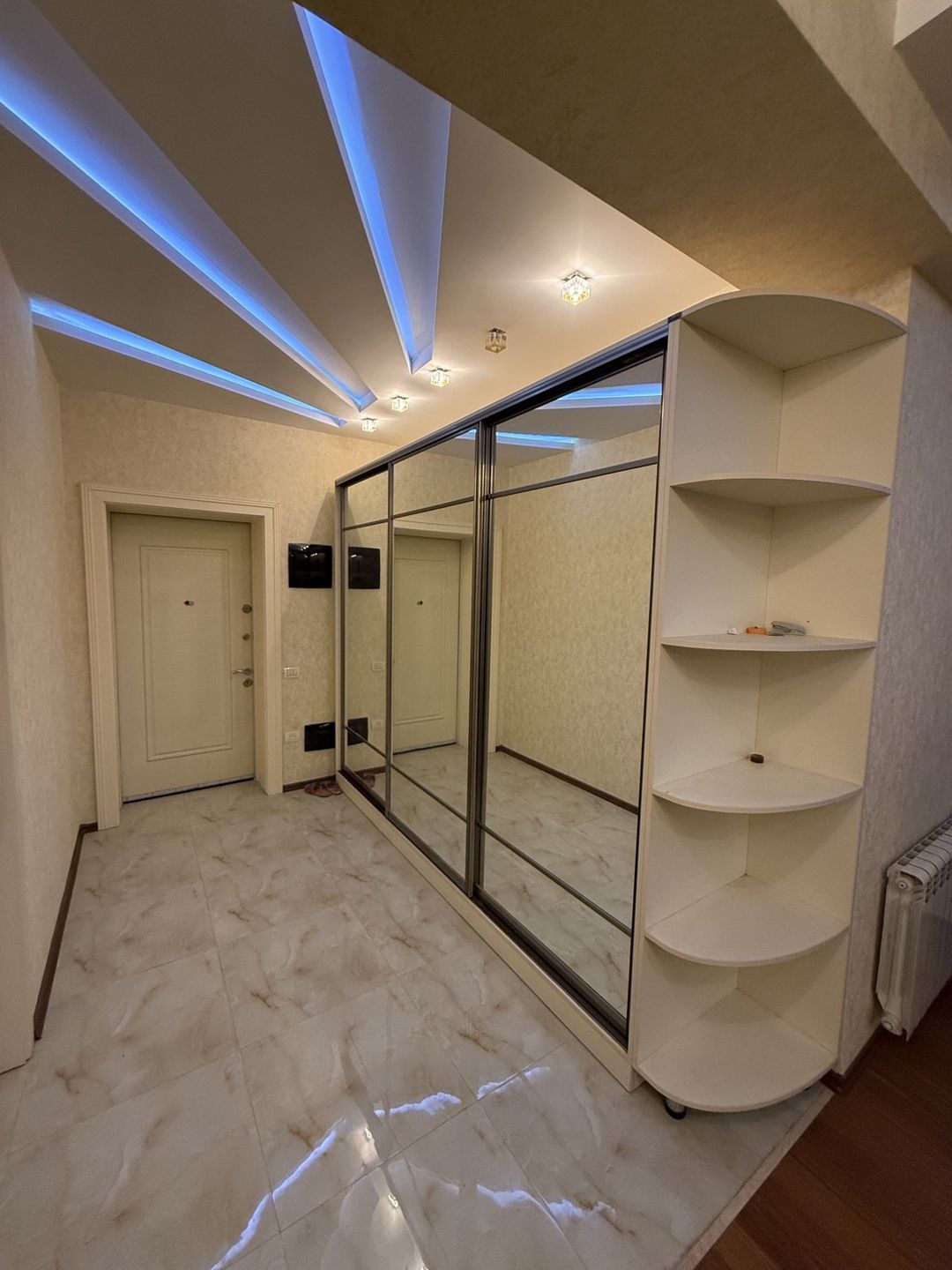 Satılır 5 otaqlı yeni tikili 190 m² — Mənzil, Bakı (9)