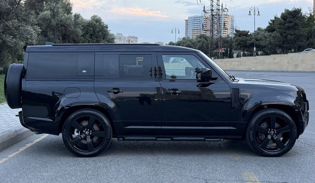 Land Rover Defender, 3.0 L, 2024 il, 24 000 km — Avtomobillər, Bakı (9)