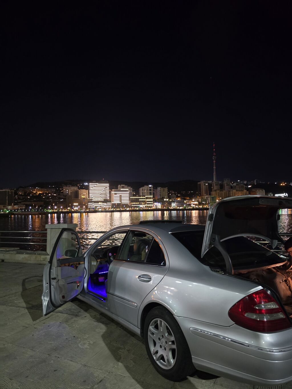Mercedes-Benz E-Class: 3.2 l 2006 il Sedan — Avto, Bakı (6)