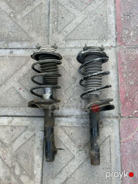 Ford focus 1998-2004 model üçün amortizatorlar 1i işləmir 1i tam işlək