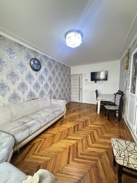 Satılır 3 otaqlı köhnə tikili 55 m² — Bakı