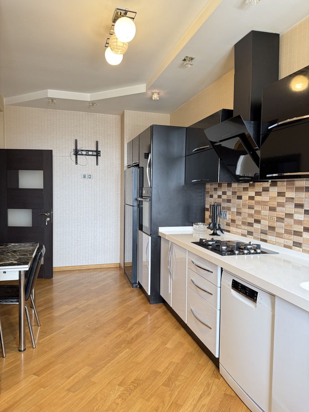 İcarəyə verilir 3 otaqlı yeni tikili 145 m² — Mənzil, Bakı (4)