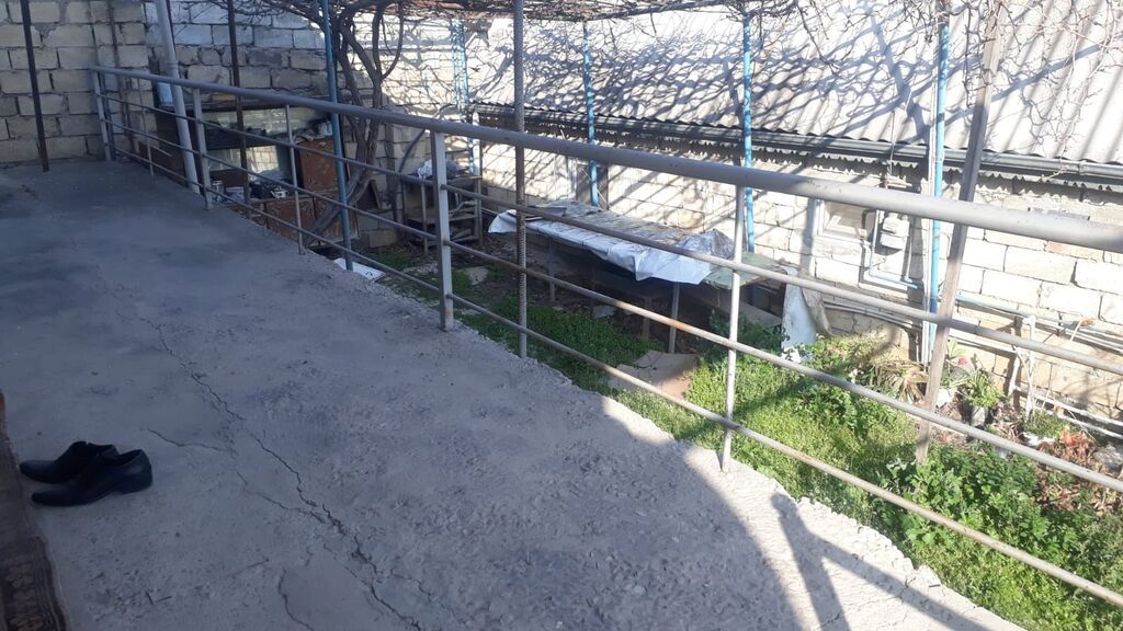 80 kv. m, 3 otaqlı, İnternet, Telefon, Qaz — Daşınmaz əmlak, Bakı (2)