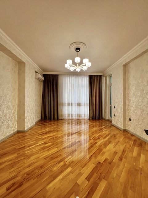 Satılır 2 otaqlı yeni tikili 84 m² — Bakı