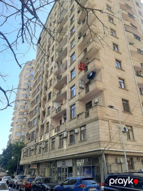 Satılır 3 otaqlı yeni tikili 147 m²
