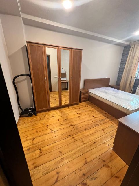 İcarəyə verilir 2 otaqlı köhnə tikili 60 m² — Bakı