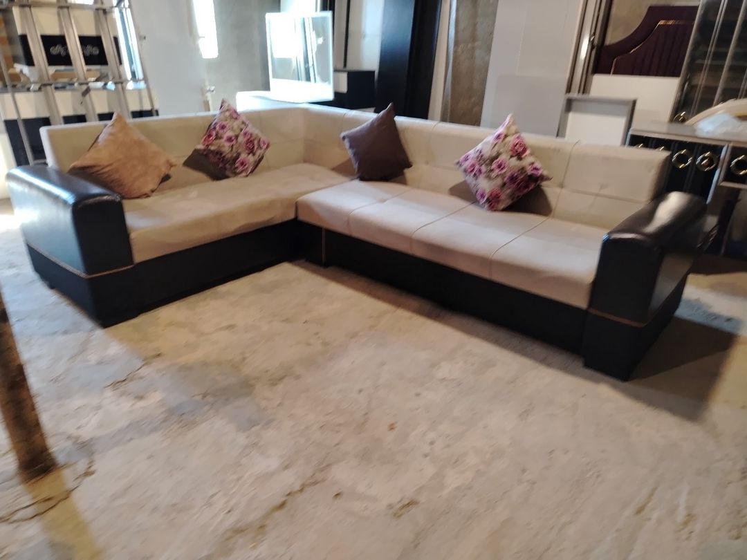 Künc divan — Matraslar, Bakı (4)
