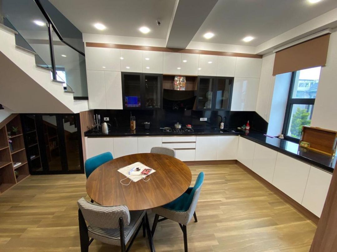 İcarəyə verilir 8 otaqlı həyət evi/bağ evi 700 m² — Ev, villa, Bakı (5)