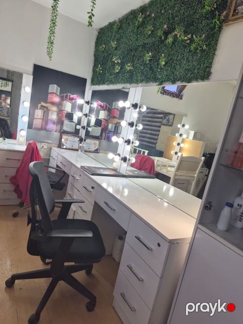 Salon güzgüsü 4 ədəddir əla vəziyyətdə 600 manat. Hamısı birlikdə — Digah