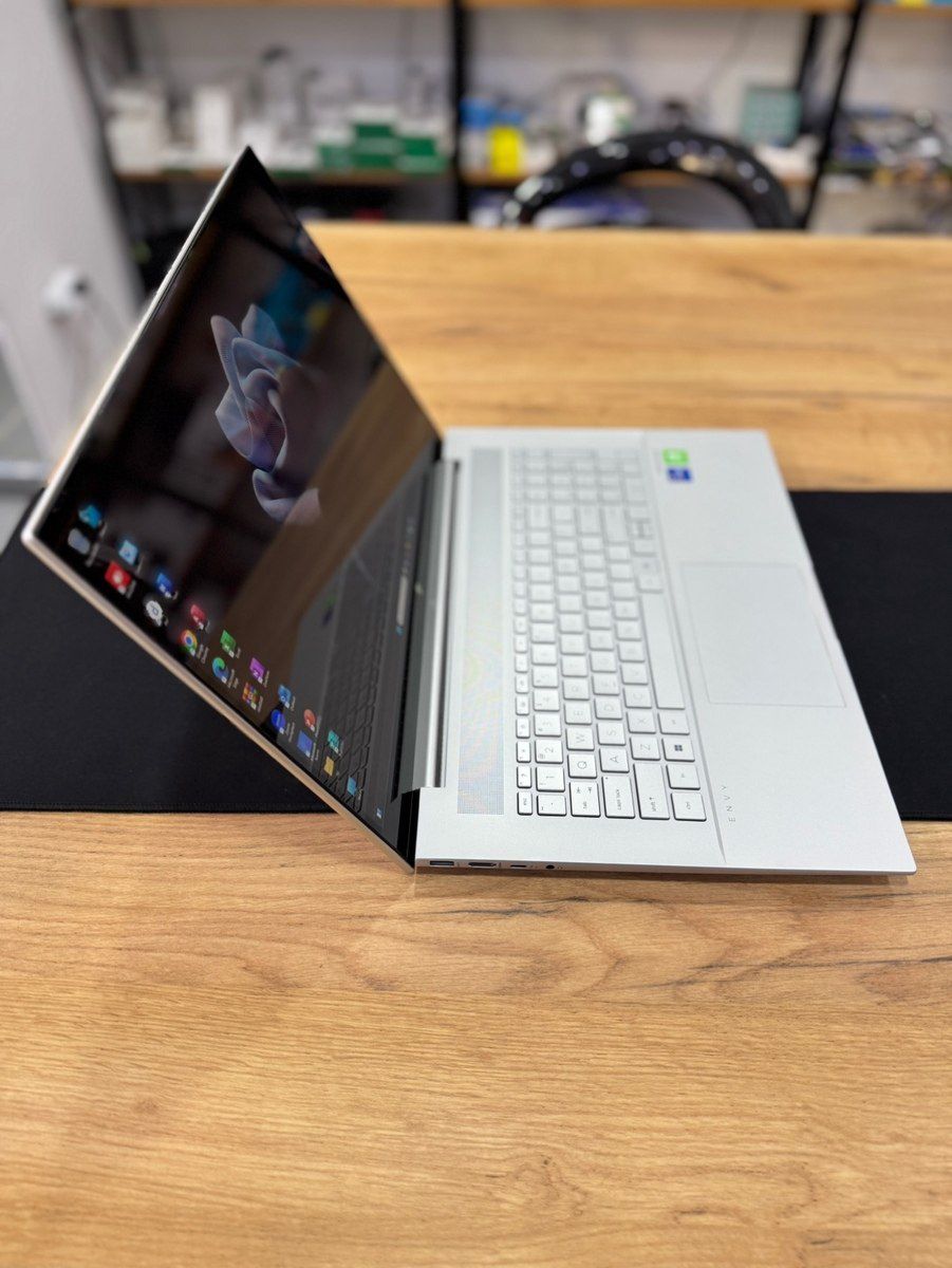 HP Envy Core i7, RAM 16GB DDR5, SSD 1TB SSD, MX550 2GB — Elektronika, Bakı (2)
