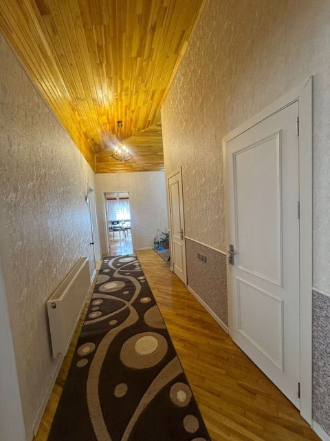 İcarəyə verilir 3 otaqlı yeni tikili 135 m² — Bakı